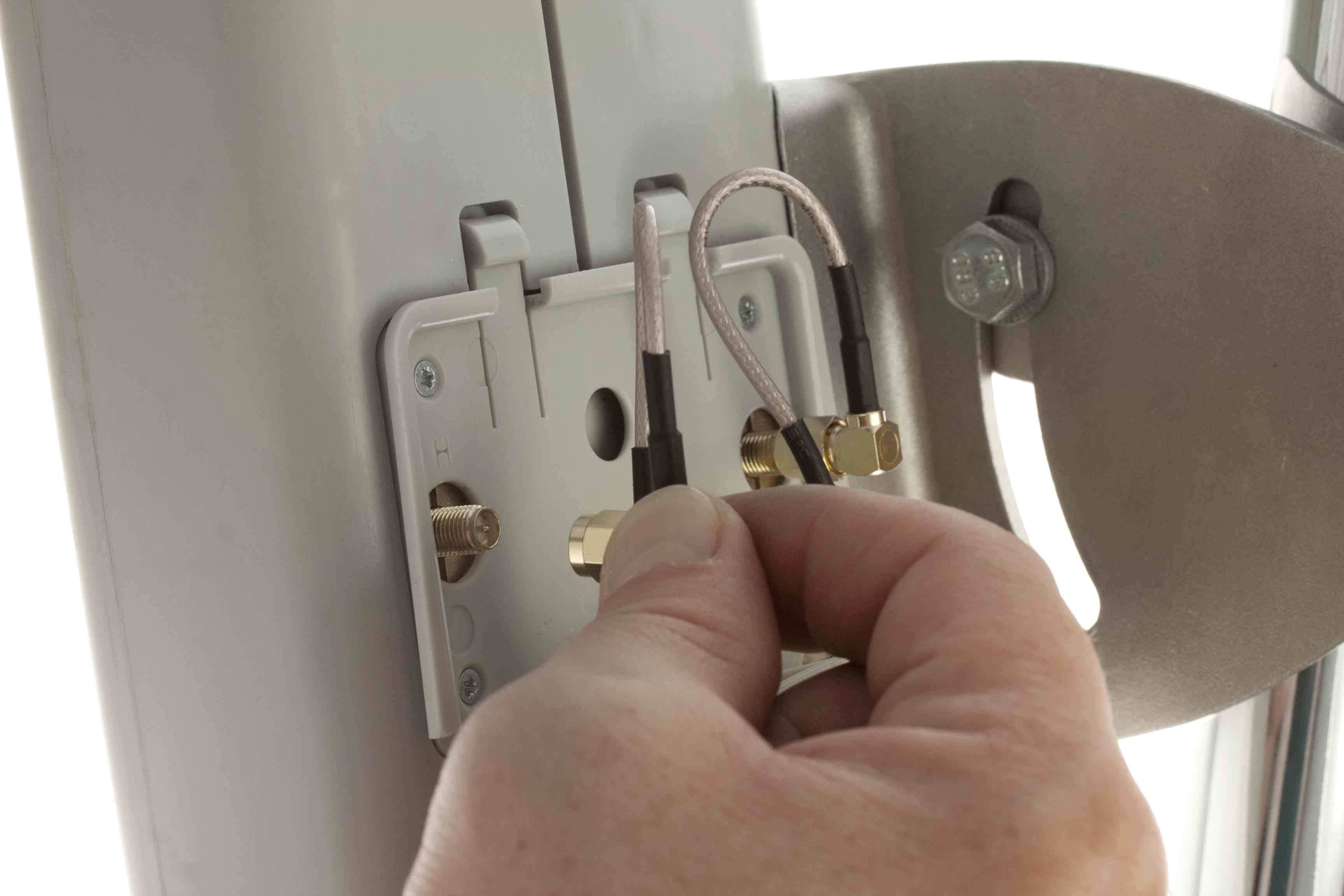 RF-Elements SECM2120 StationBox Sector Mimo 2-120, 2.4 GHz 120°  Anten ürün görseli 3 - wifidepo